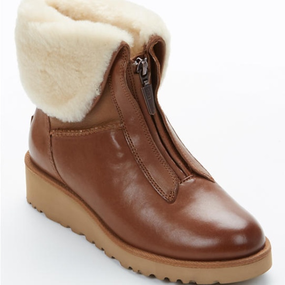 UGG Shoes - Ugg Australia Caleigh Boots 9M Brand New!